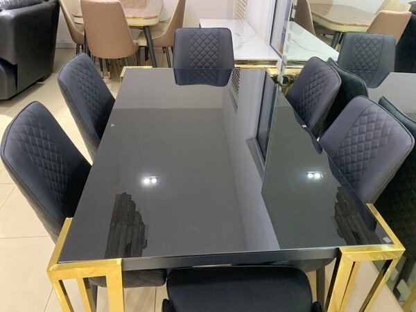 Dining table set