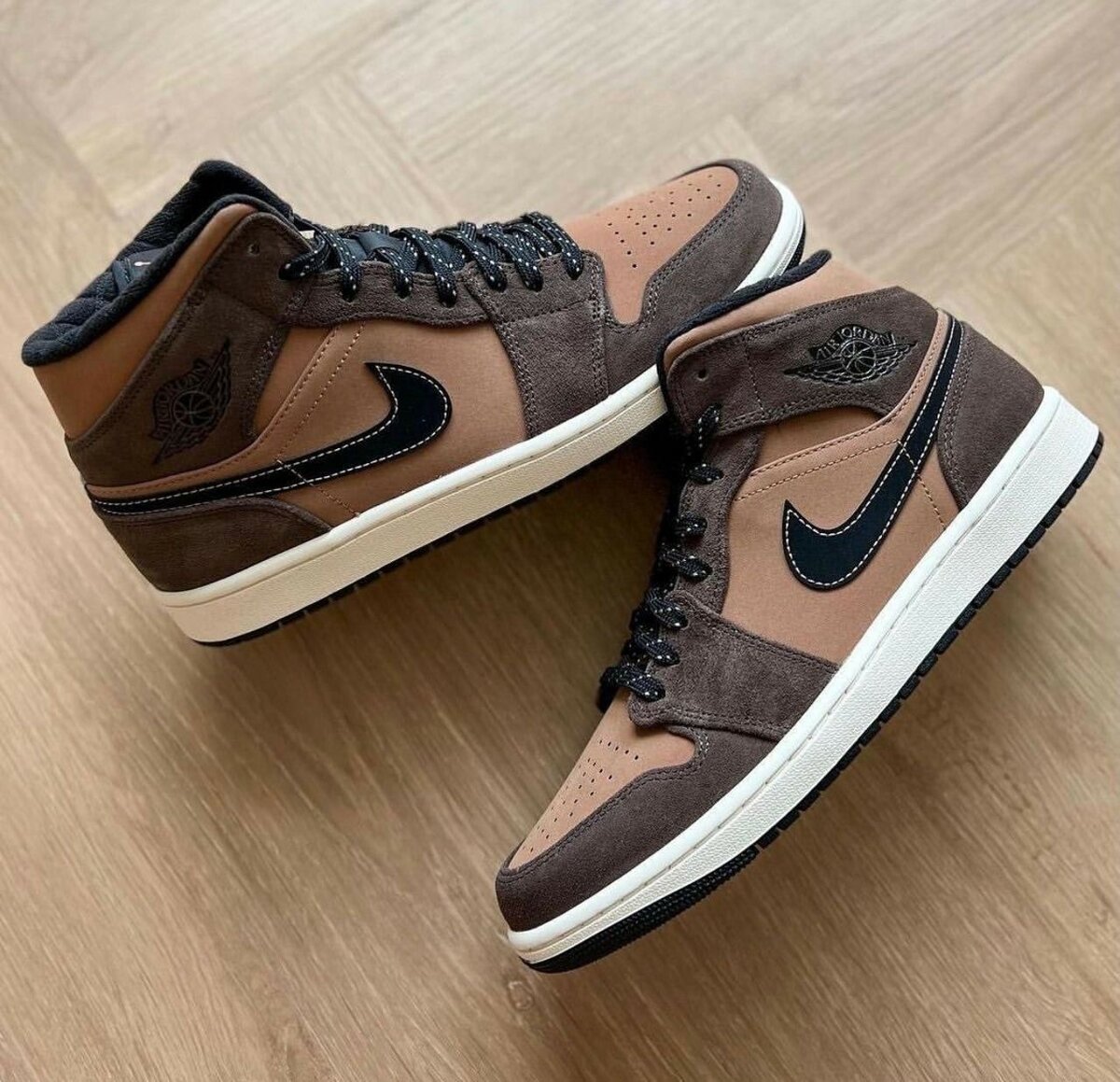 AIR JORDAN 1 LONG