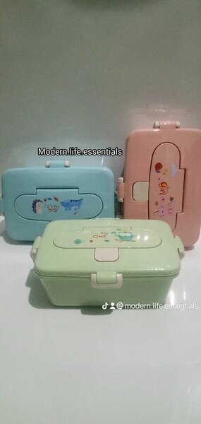 Rectangular topper lunch box with free spoon