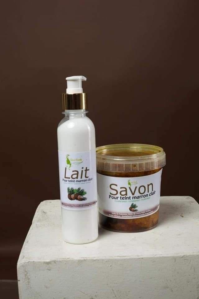 Savon gommant et blanchissant