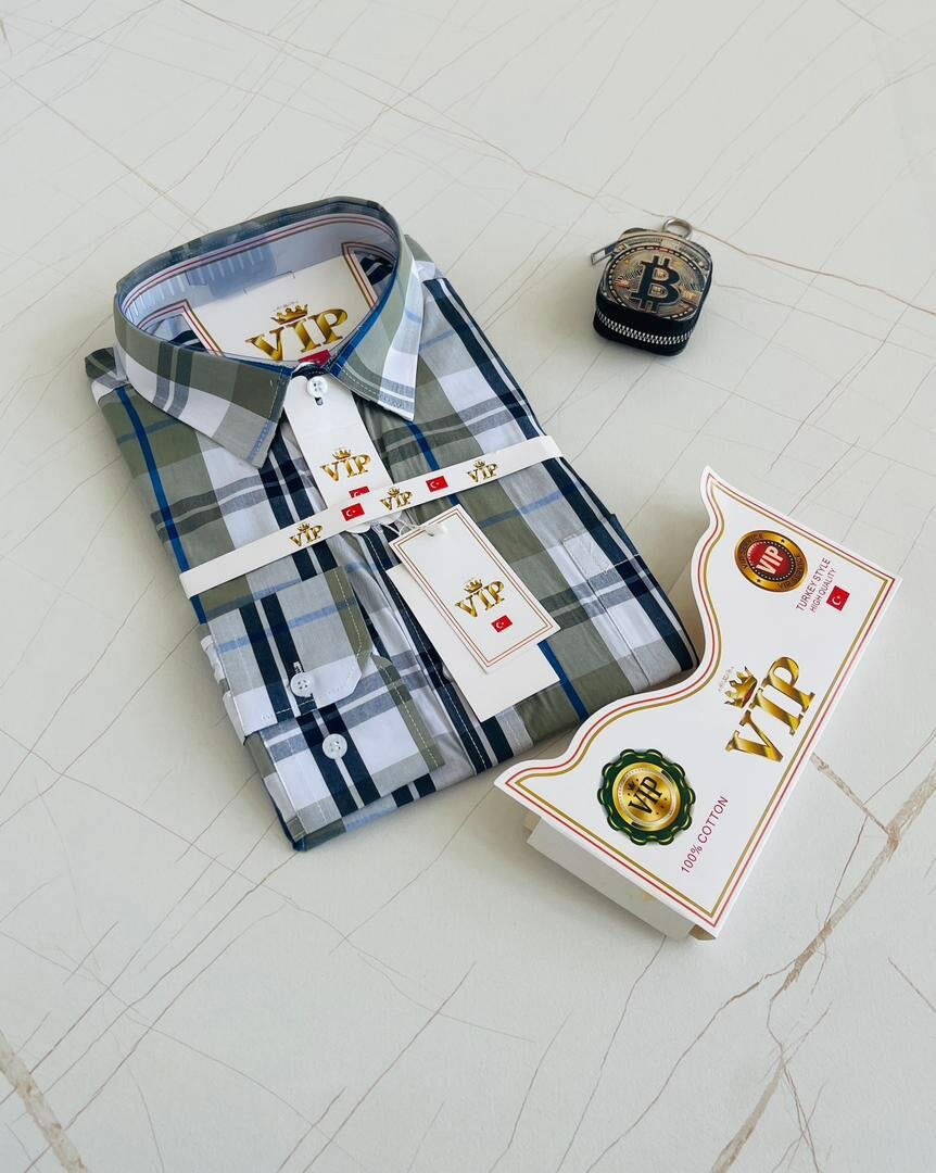 Checked long sleeves