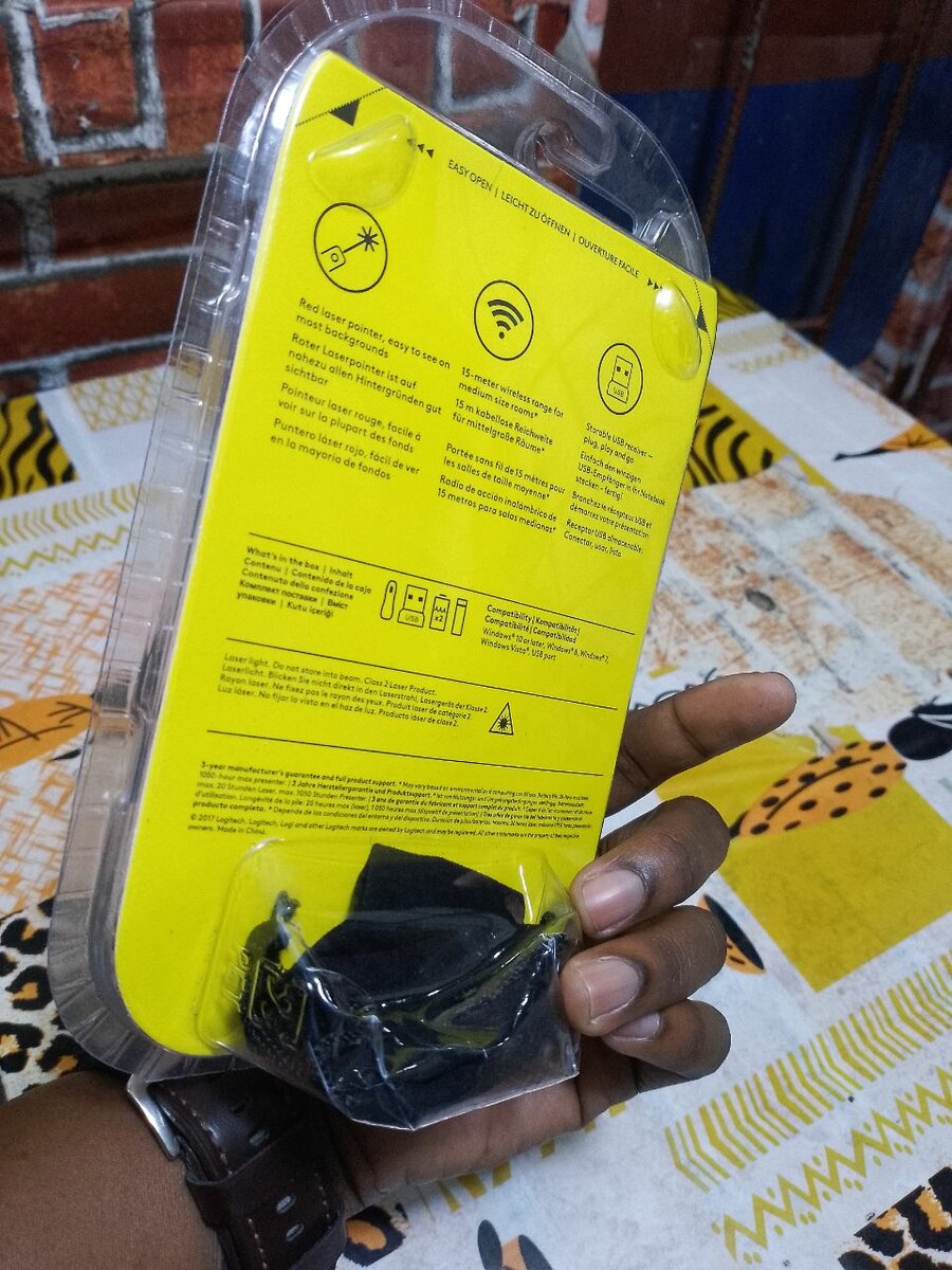 Télécommande Présentation R400