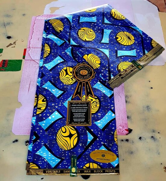 Polyester fabric with print