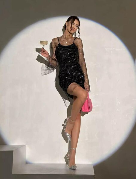 Платья из сетки , стразы