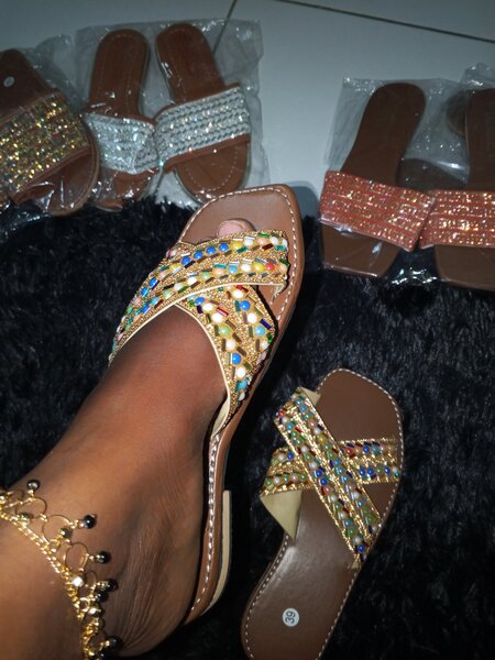 Sandales perlées du Sénégal