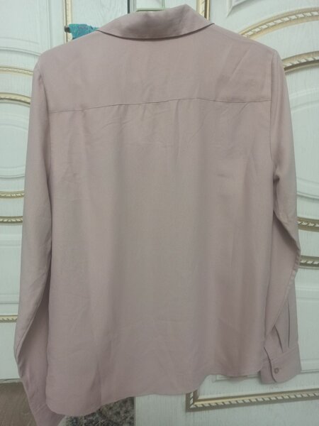 Рубашка женская с вышивкой на груди S