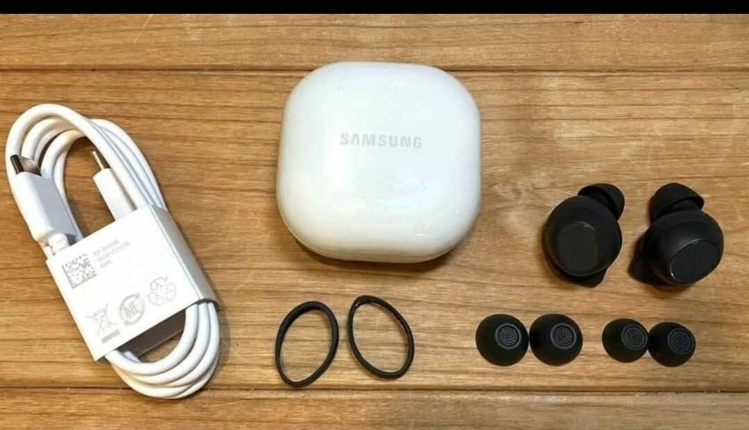 SAMSUNG BUDS FE