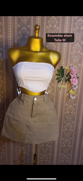 Ensemble top corset et jupe