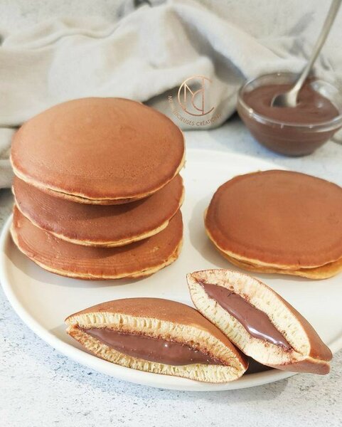 Pancakes fourrés au chocolat
