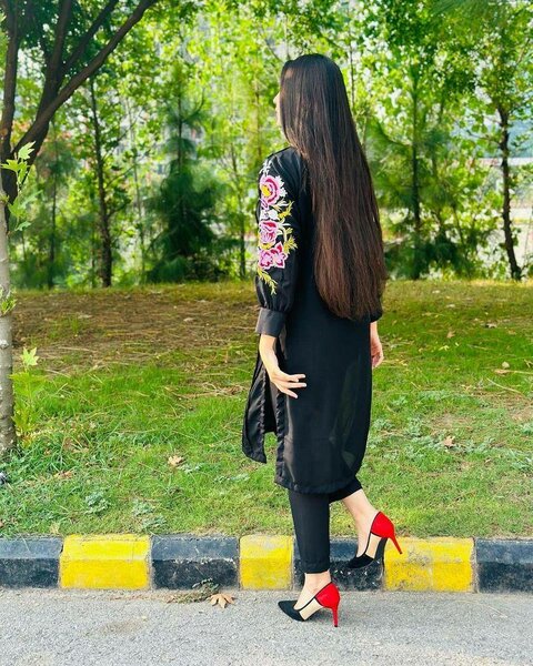 2 pcs women stiched linen embroided shirt and trouser