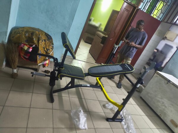 Banc de musculation réglable