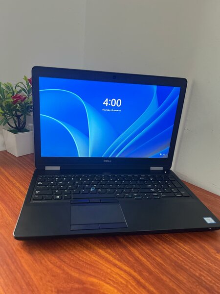 DELL LATITUDE 5570 CORE I5 256GB SSD 8GB RAM