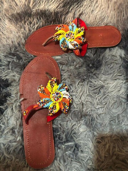 Beaded flat slippers