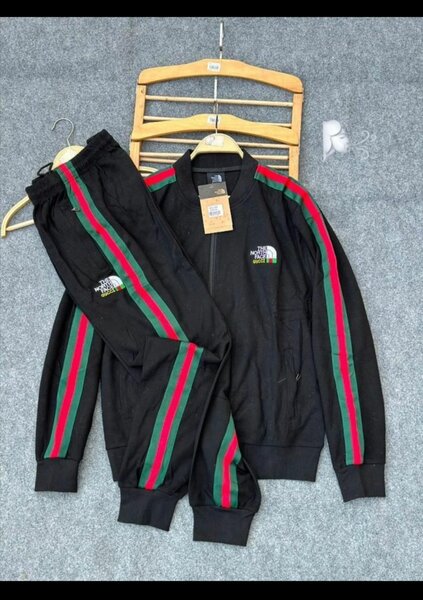 Ensemble de survêtement tendance