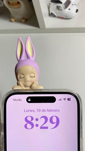 Figurine de décoration pour smartphone