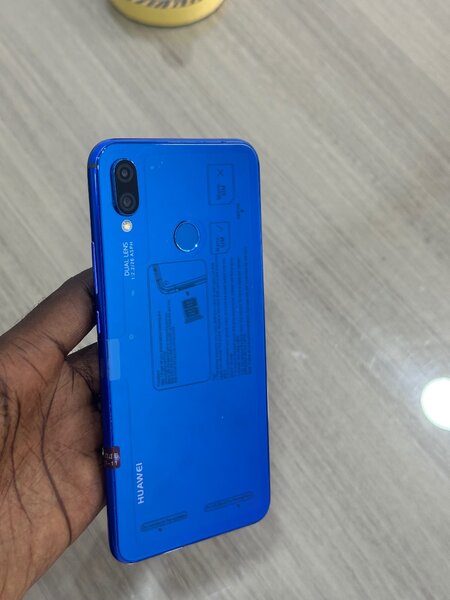 Huawei nova 3i
