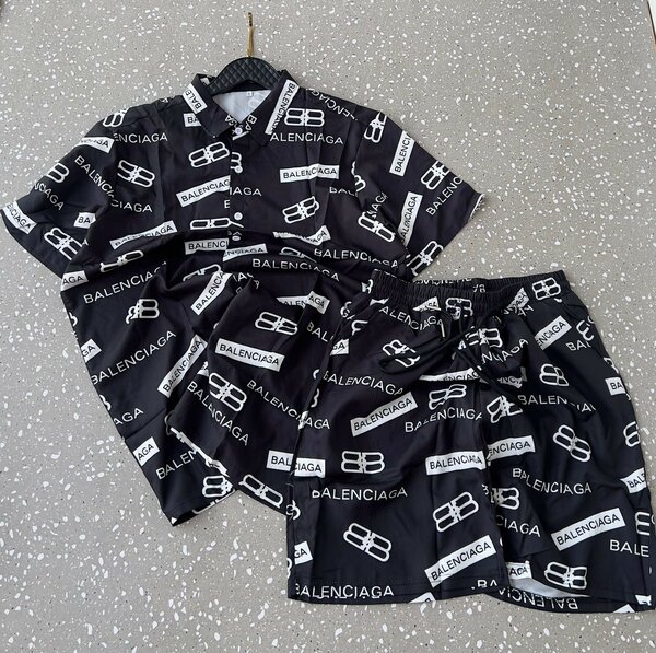 BLACKMEN VINTAGE TOP AND DOWN