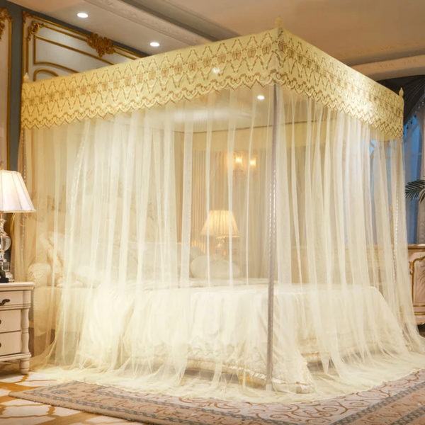 Ciel de lit romantique