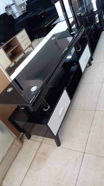 Meuble TV Moderne en Verre