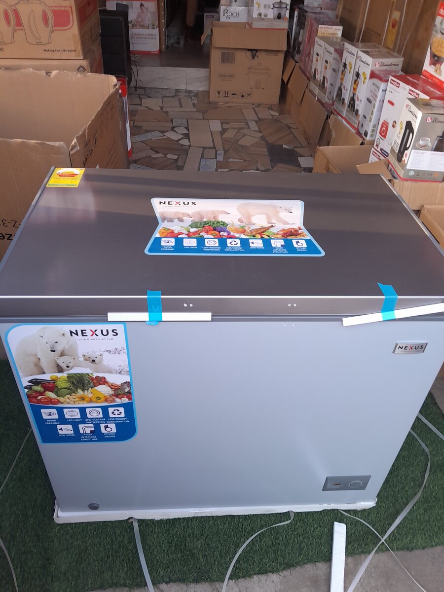NEXUS DURABLE CHEST FREEZER 251 LITRES