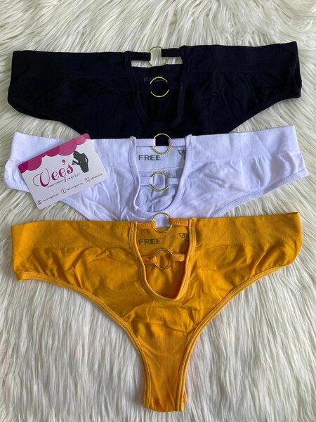 Strings et culottes pour femmes