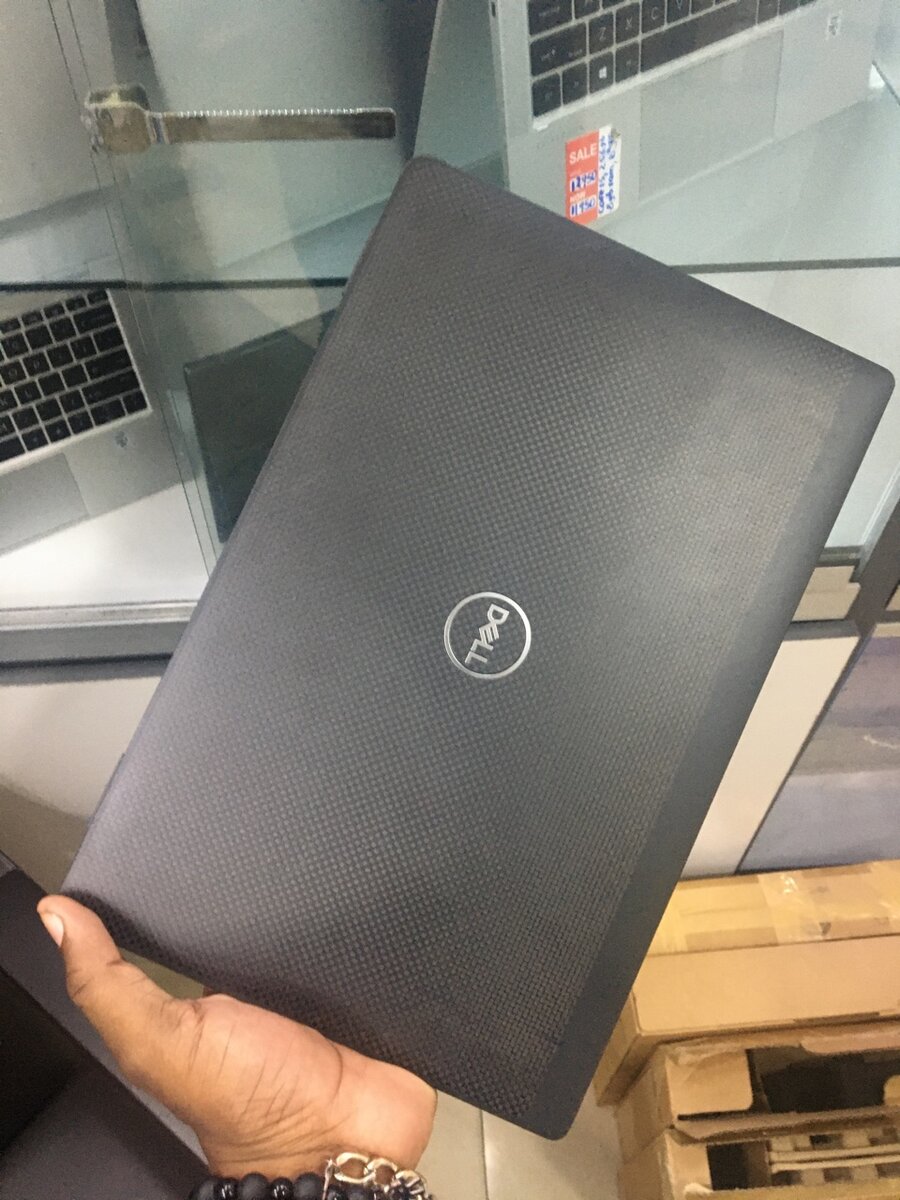 Dell Inspiron 7330