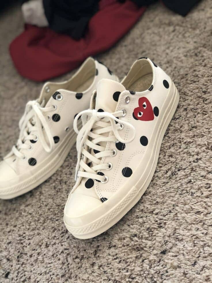 Chaussure CDG de qualité