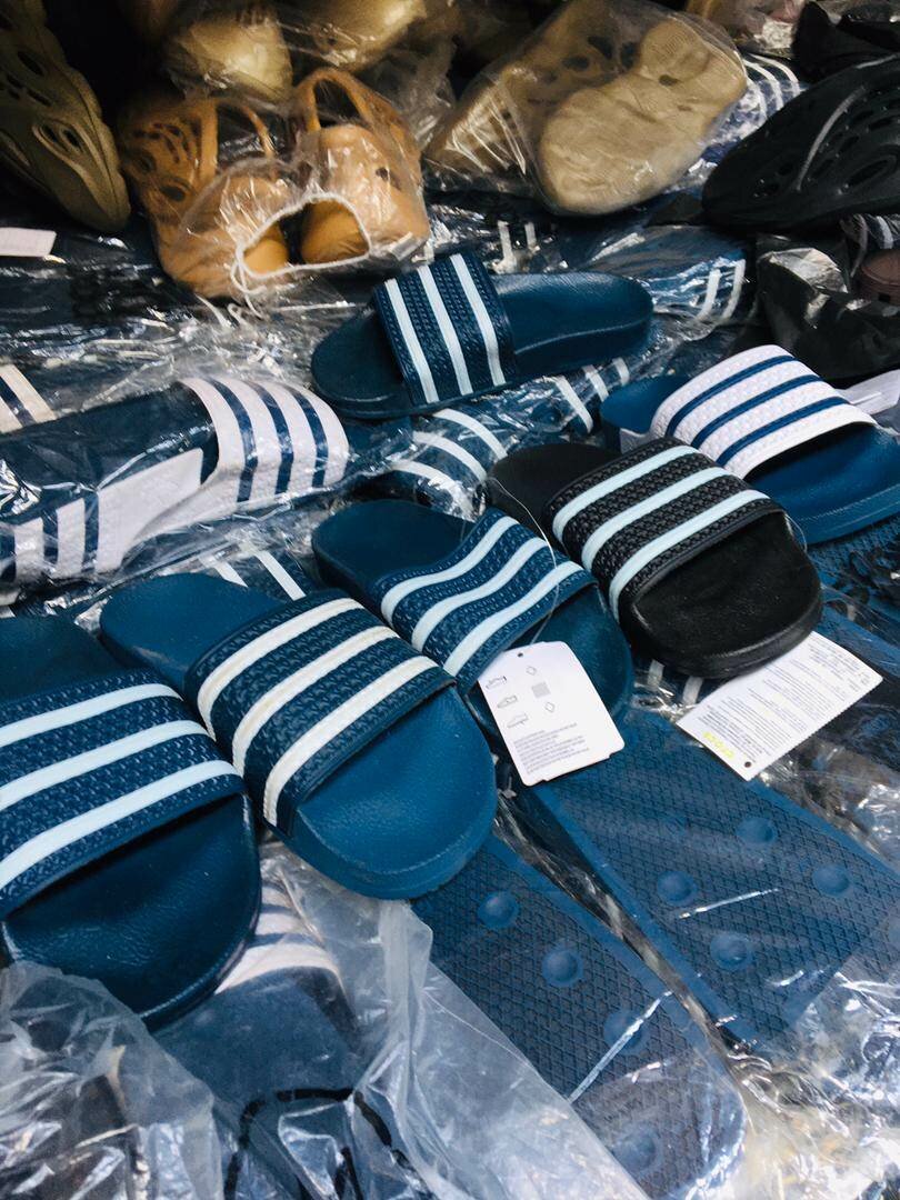 Adillette slides & Nike slides