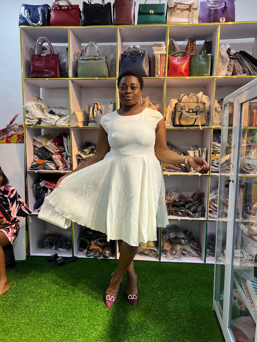 Luxury White Dress & Handbags