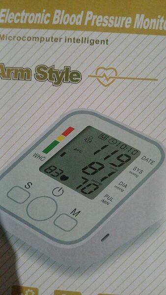 Blood pressure monitor