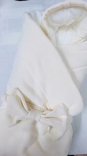 Комбинезон и одеяло