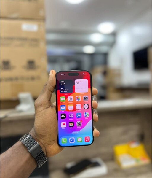 iPhone 15 Pro 256gig physical sim