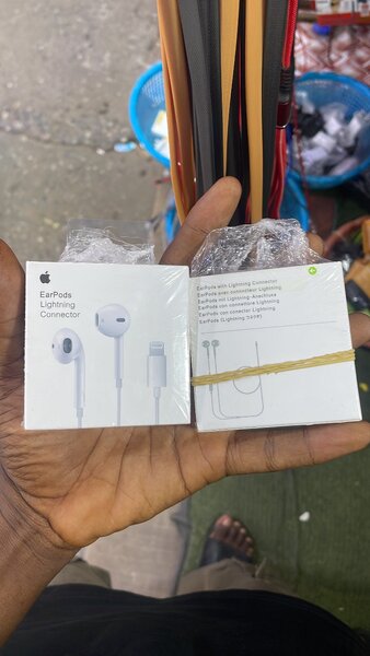 iPhone earpiece