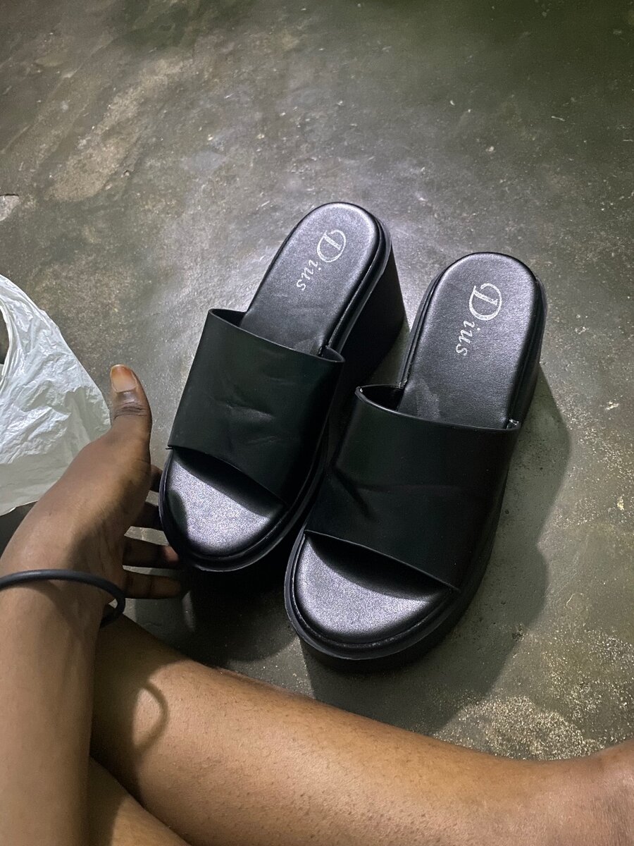 Sandales à plateforme élégantes