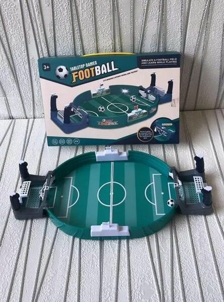 Mini babyfoot avec 2 ballons