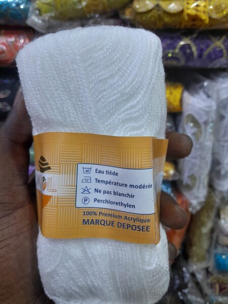 Fil acrylique blanc premium