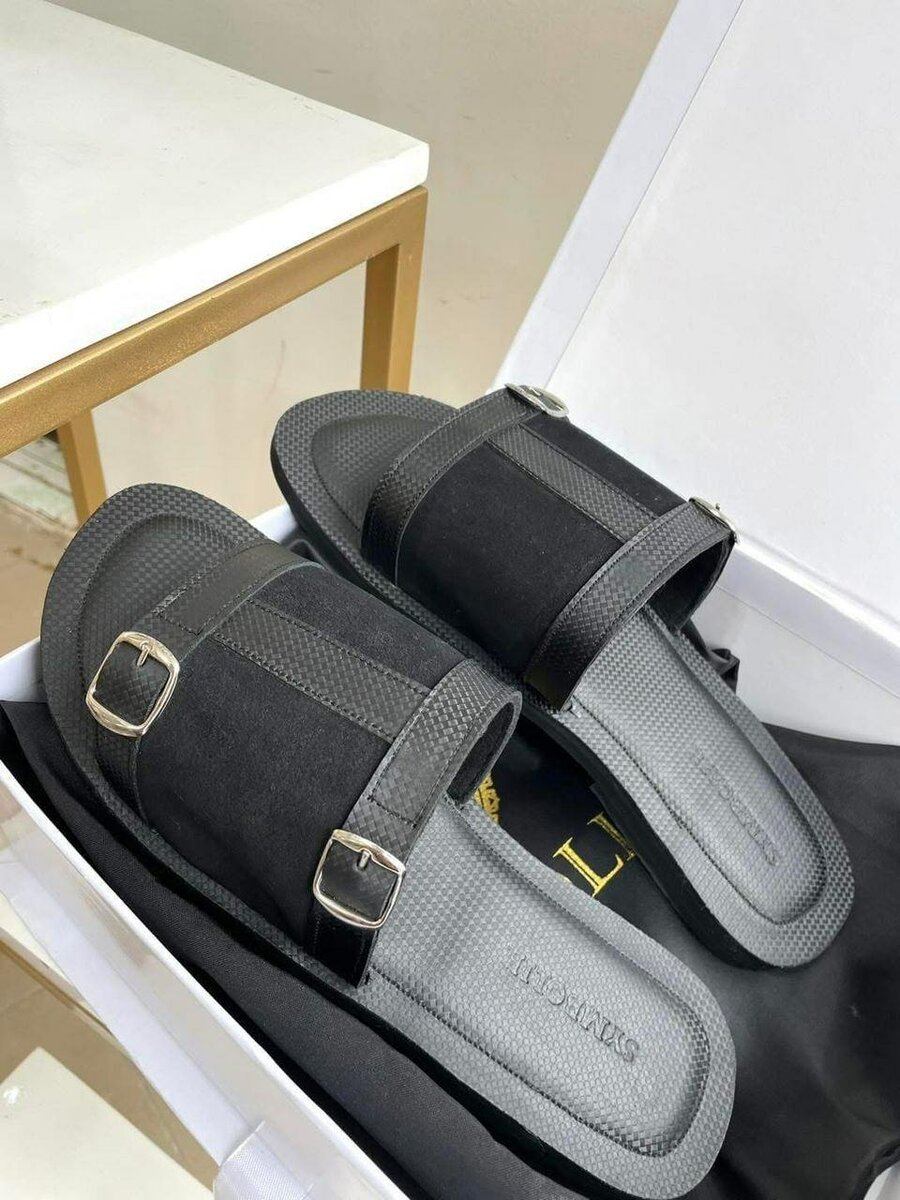 Sandales noires élégantes homme