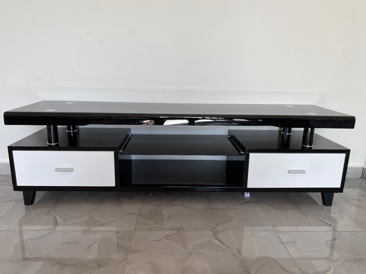 Meuble TV moderne noir rouge