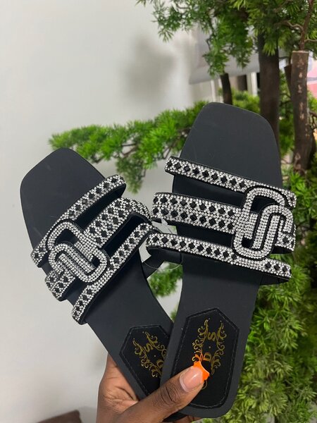 Women flip flops / slippers