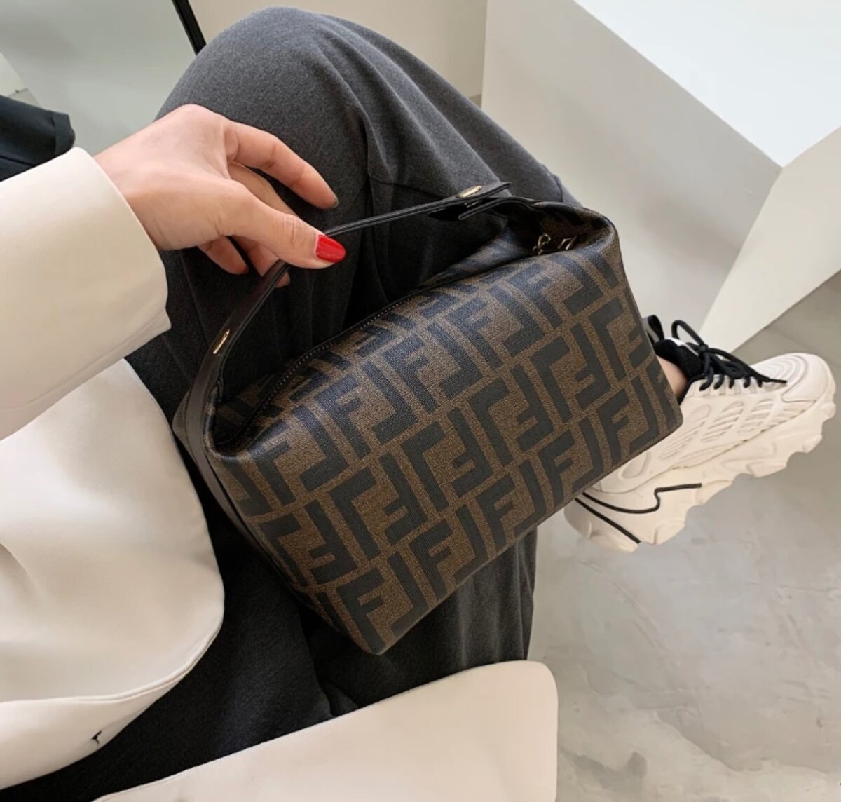 Сумочка фенди