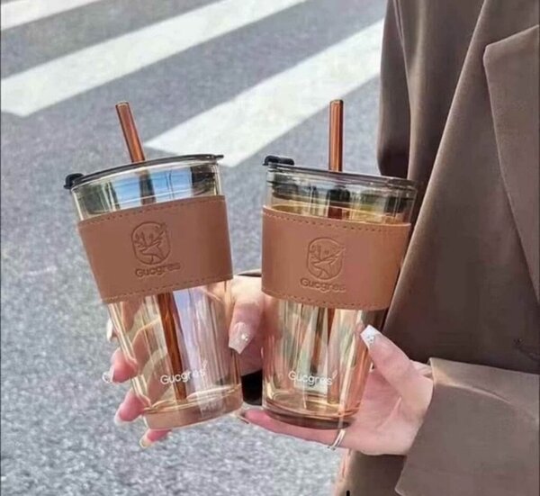 Tasses Gucgres en verre élégantes