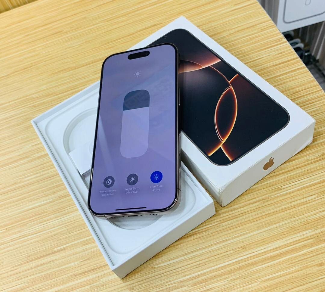 *16 PRO 128GIGA état super