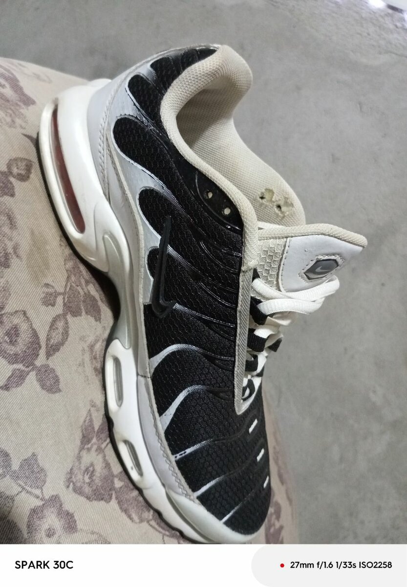 Chaussures de sport noires unisexes