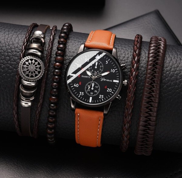 Montre élégante homme en cuir