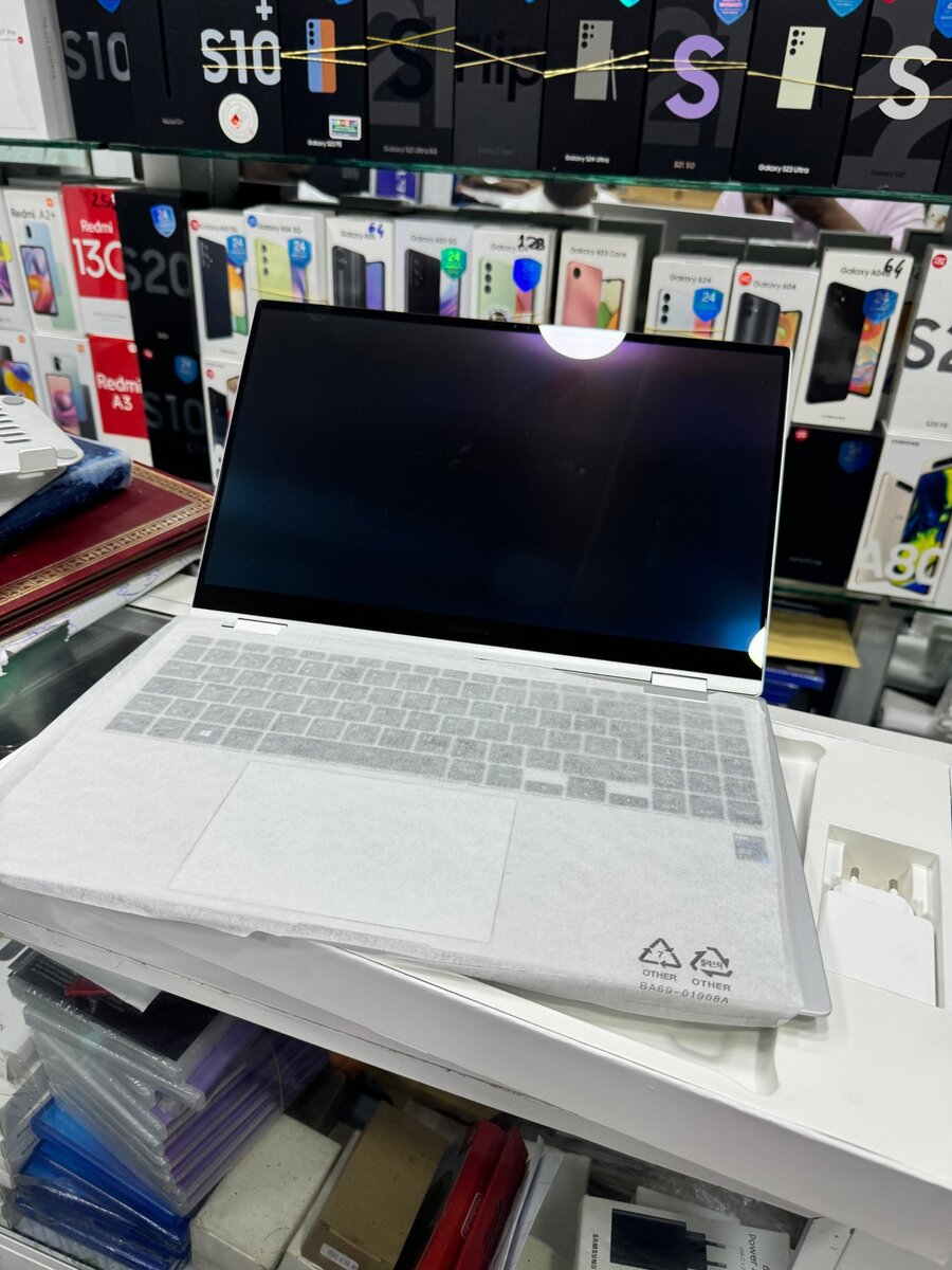 Samsung galaxie book2pro 360