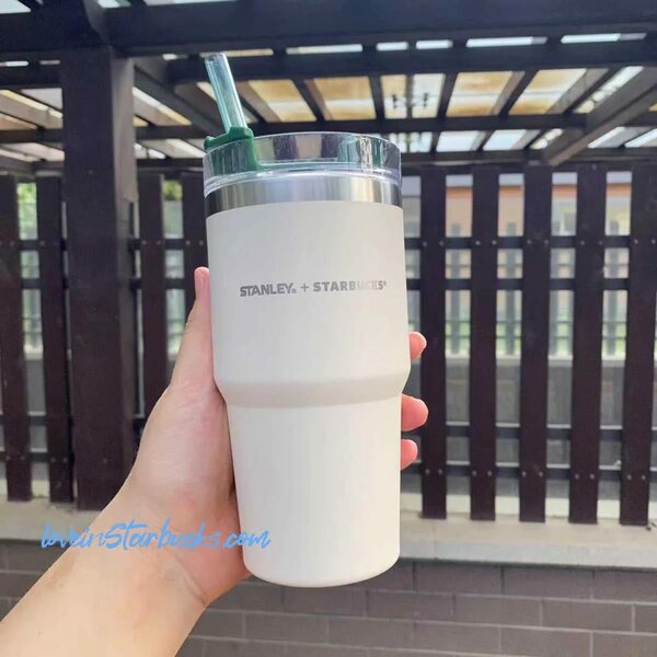 Stanley cup x starbucks