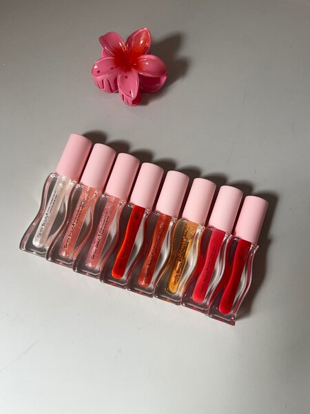 lip oil inspiration gisou