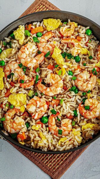 Riz frit aux 12 crevettes