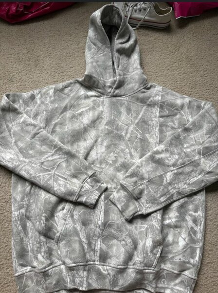 Sweat à capuche camouflage