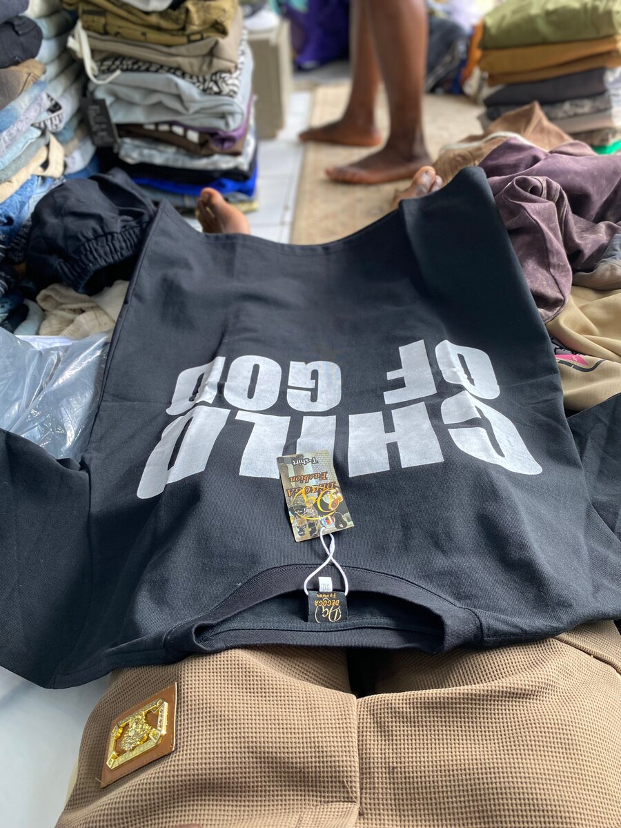 Lot de T-shirts tendance